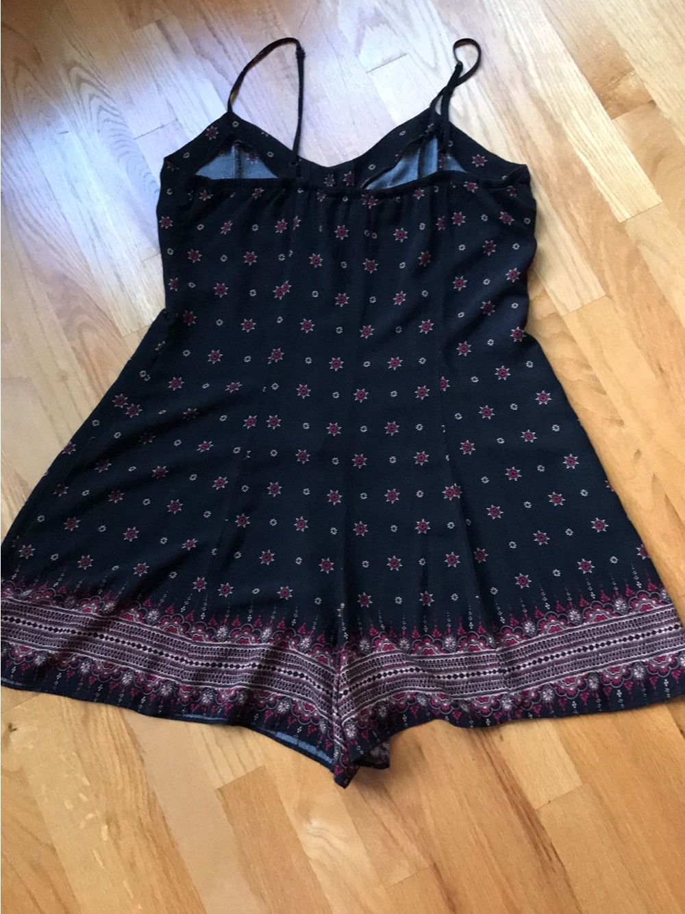 ROMPER - Picture 8 of 11
